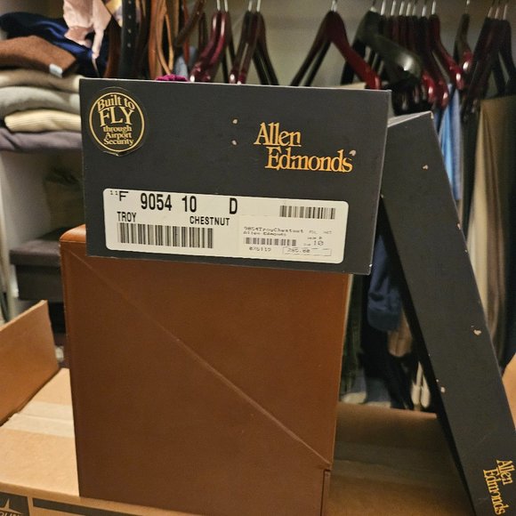 ALLEN EDMONDS, 9054 TROY CHESTE NUT  SIZE 10 NWT - Picture 2 of 3